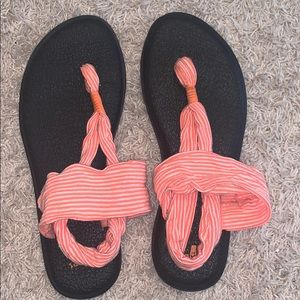 SANUK SANDALS
